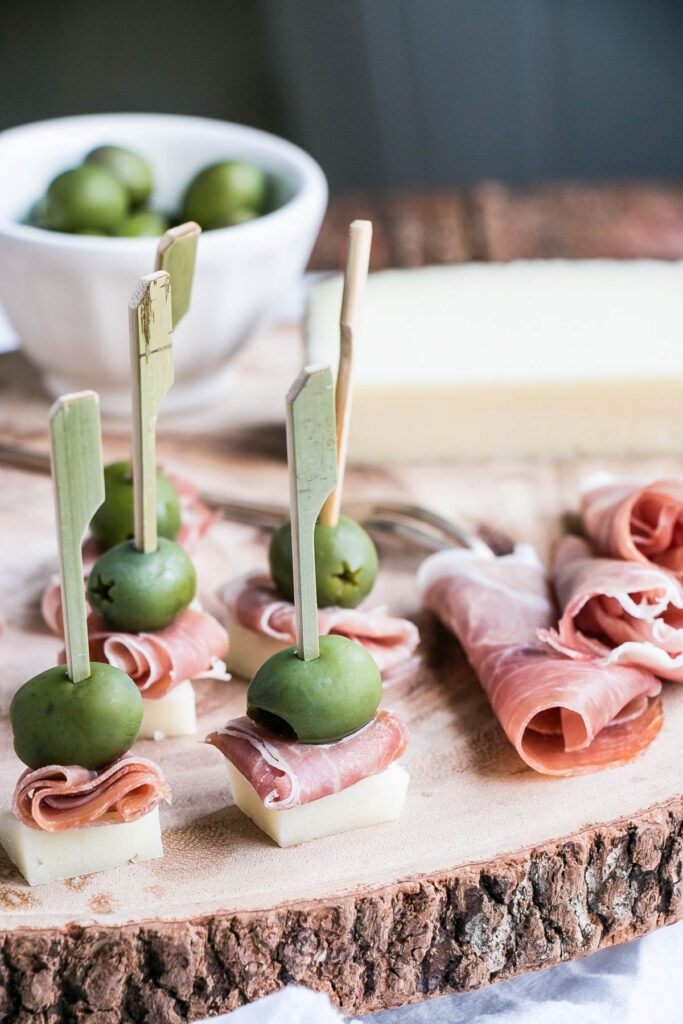 Manchego, Ham & Olive Bite | My Kitchen Love
