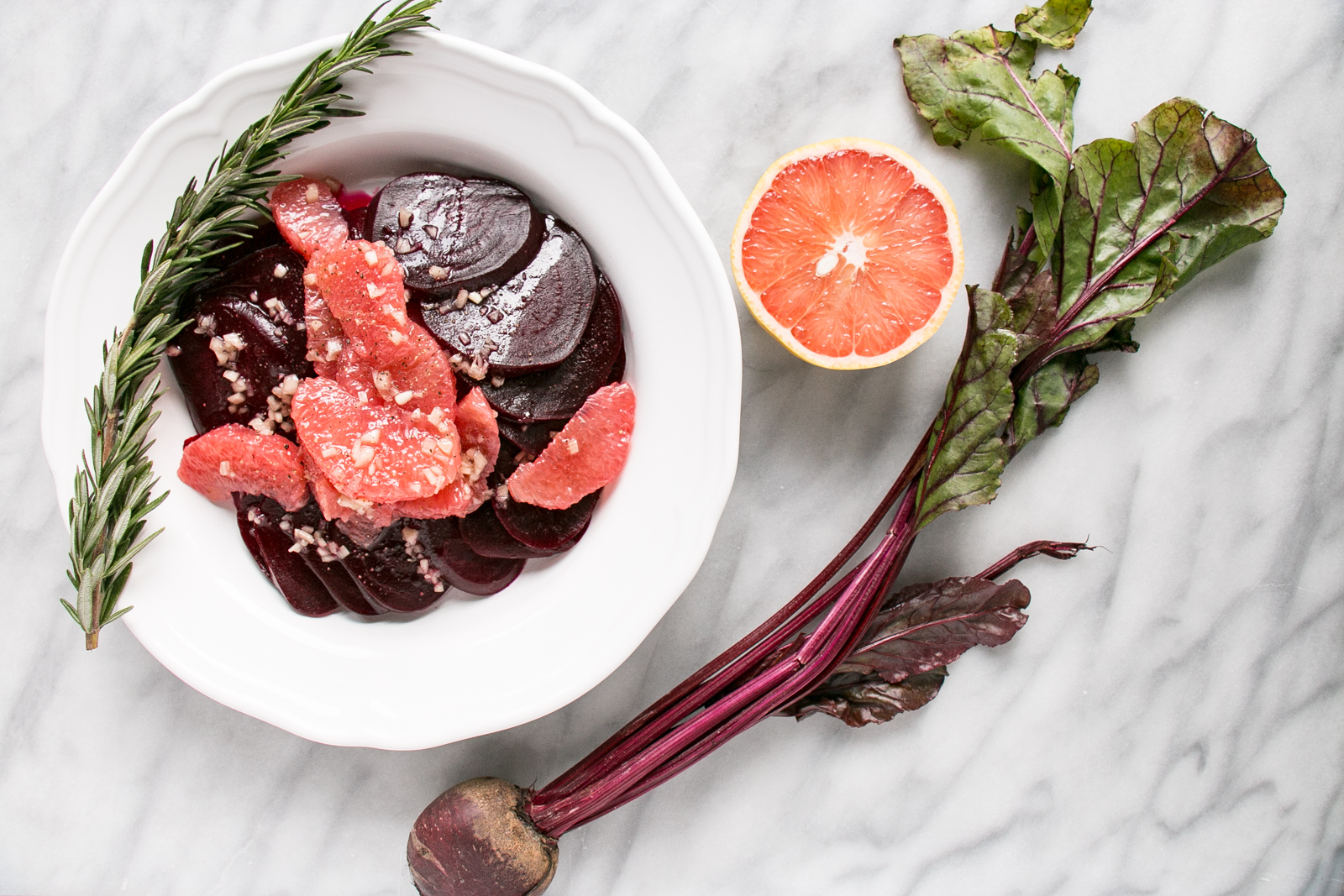 Rosemary Beet and Grapefruit Salad with a Shallot Vinaigrette is a great makes ahead winter salad! #salad #beets