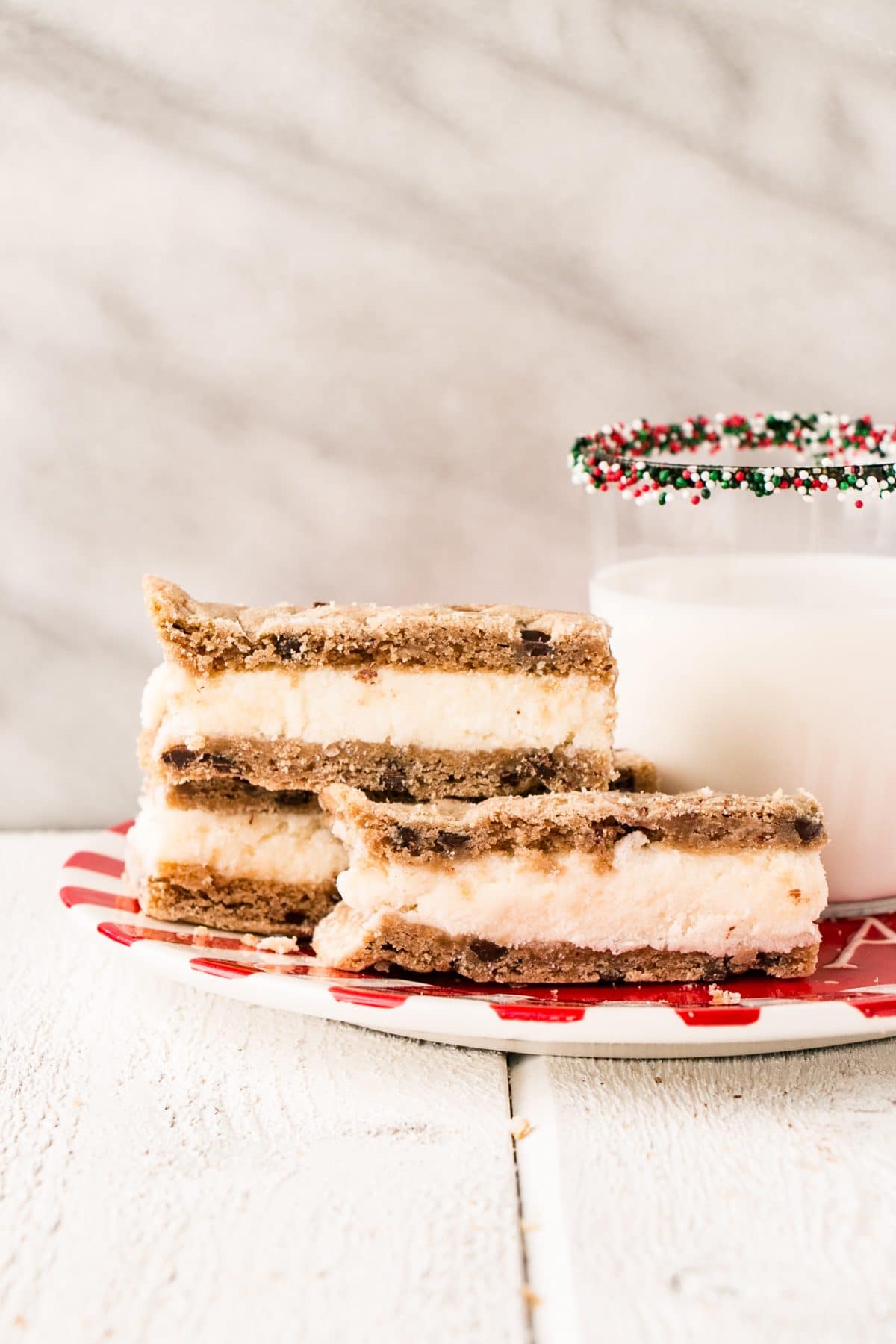 Milk and Cookie Bars (for Santa!) are easy to whip up and set a tradition on Christmas Eve. #ad #qualitymilk #christmas #milkandcookies