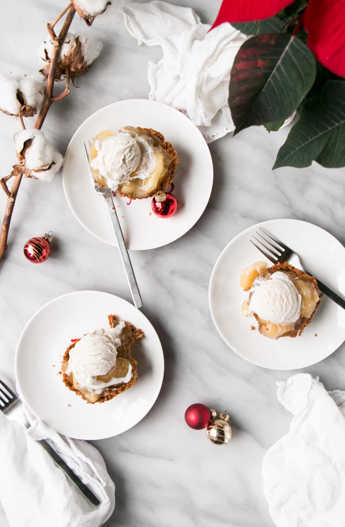 Mini Apple Pies with ice cream and holiday decor